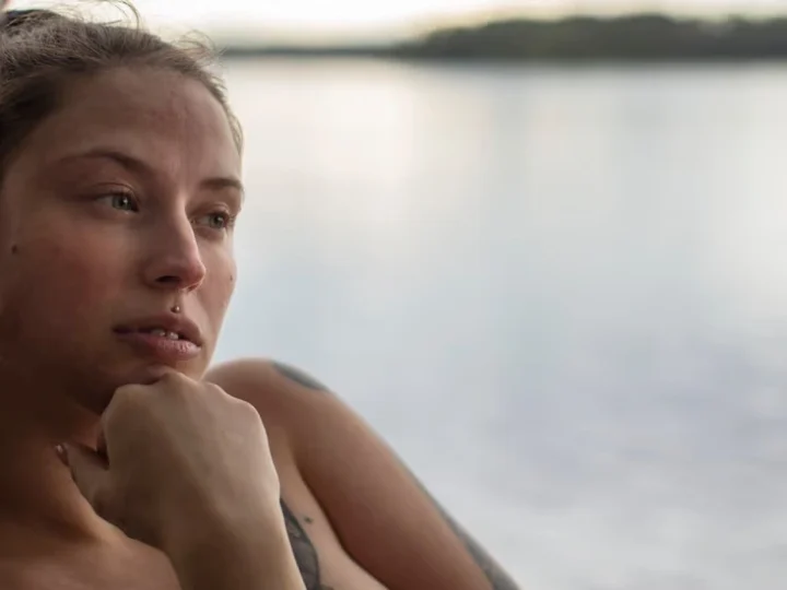 Kuka on Isa Häkkinen? Tausta ja tarina