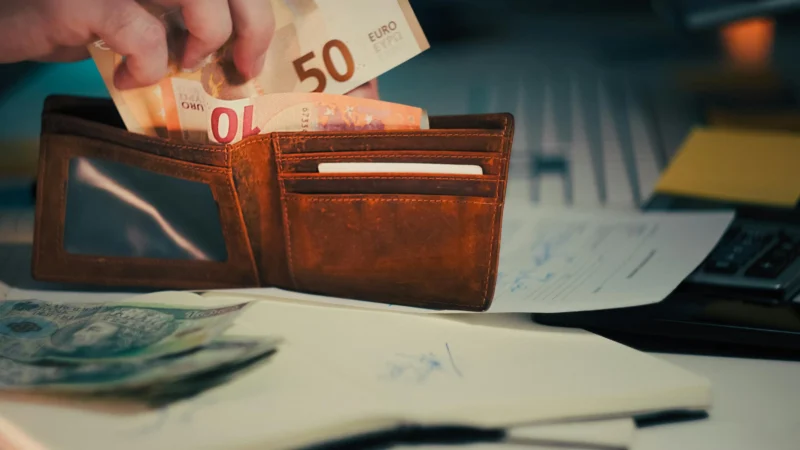 Merkonomi palkka nyt – keskipalkka ja erot